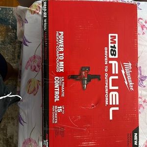 I’m selling Milwaukee  M18 , red lithium XC50.